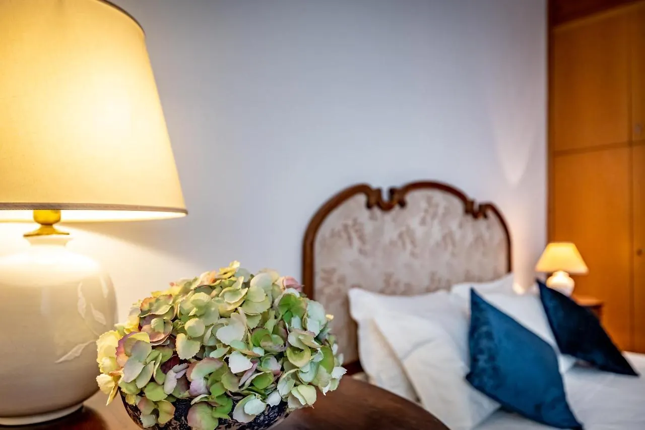 Yid Leopolda Apt Few Minutes From Central Station Florence Apartment