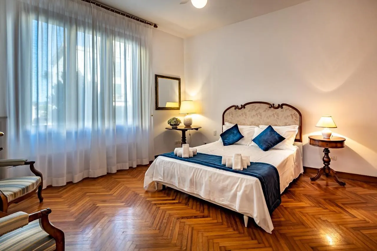 Apartment Yid Leopolda Apt Few Minutes From Central Station Florence Italy