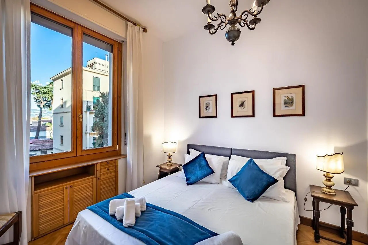 Apartment Yid Leopolda Apt Few Minutes From Central Station Florence